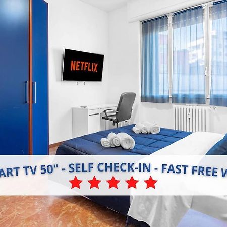 Apartamento Zona Navigli - Smart House Con Tv 50 E Fast Wifi Milán Exterior foto