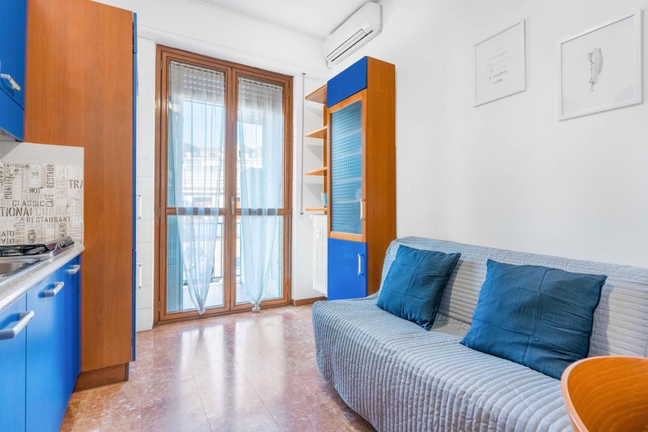 Apartamento Zona Navigli - Smart House Con Tv 50 E Fast Wifi Milán Exterior foto