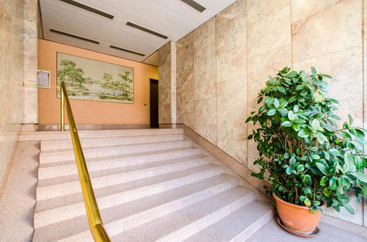 Apartamento Zona Navigli - Smart House Con Tv 50 E Fast Wifi Milán Exterior foto