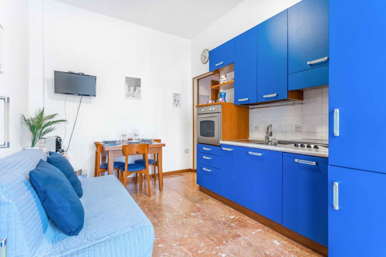 Apartamento Zona Navigli - Smart House Con Tv 50 E Fast Wifi Milán Exterior foto